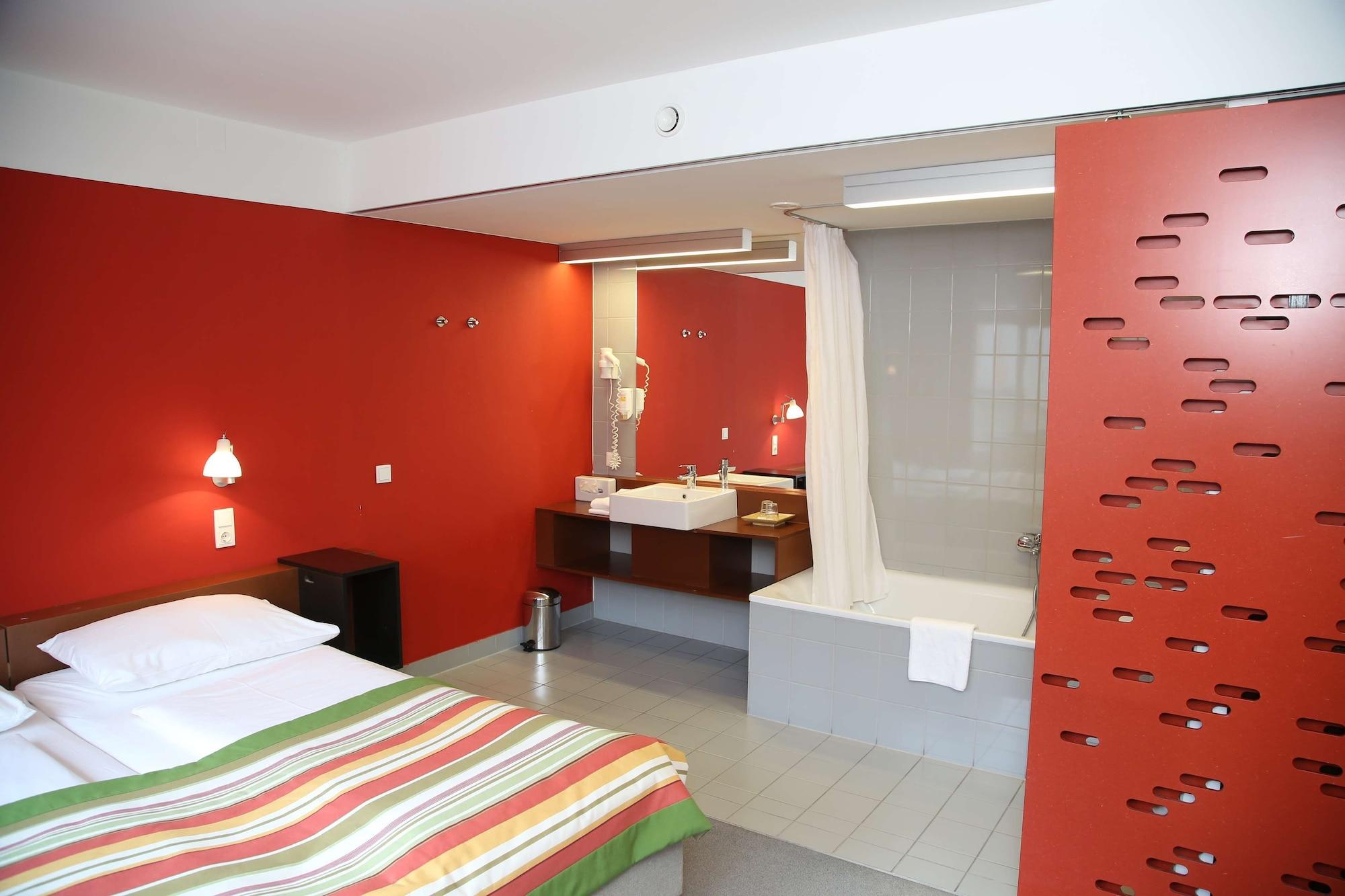 Kyriad Vienna Altmannsdorf Экстерьер фото