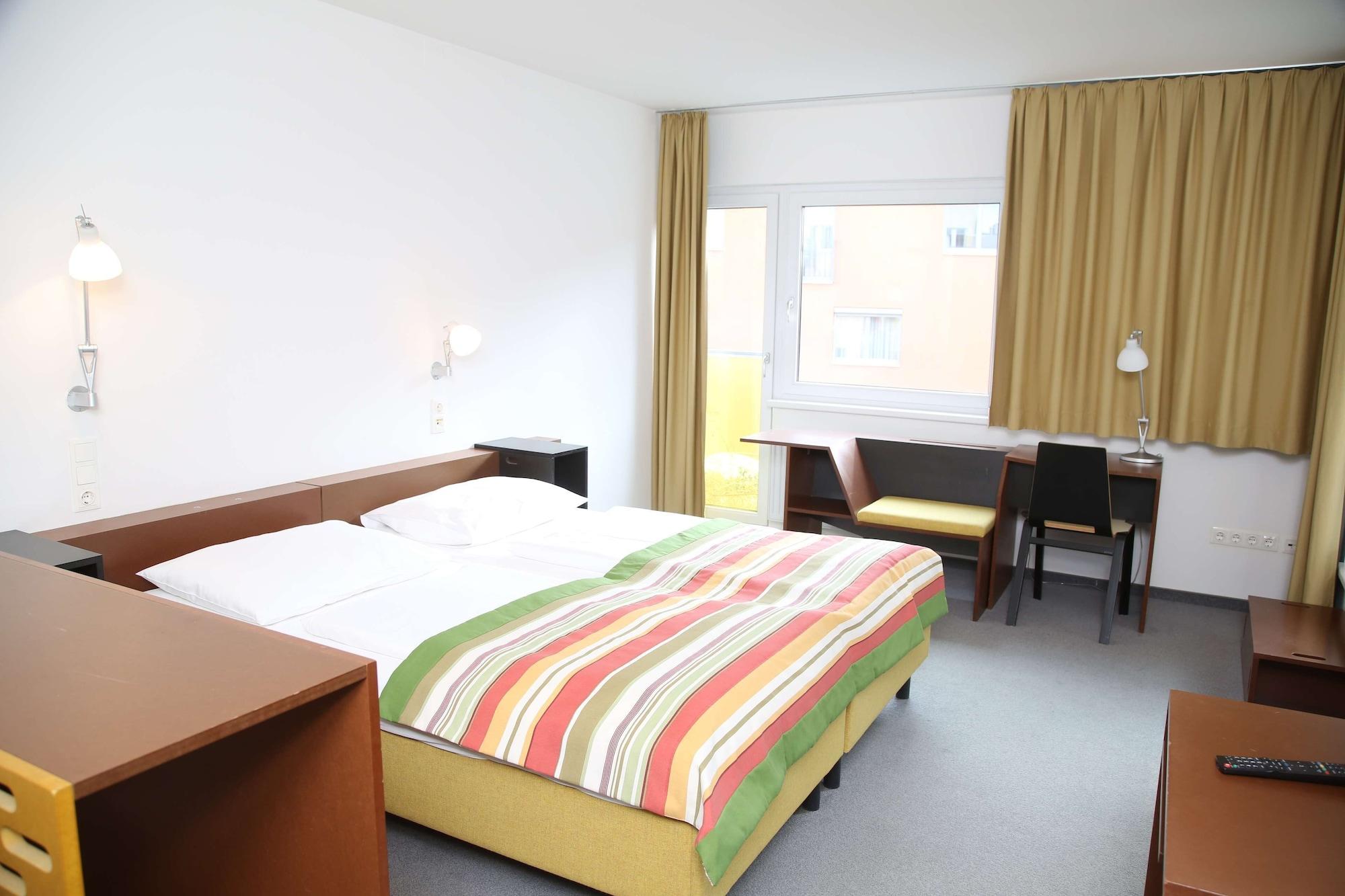 Kyriad Vienna Altmannsdorf Экстерьер фото