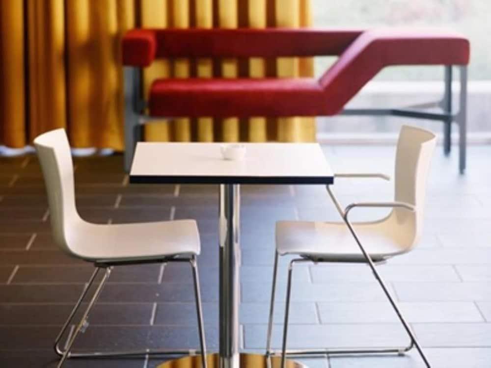 Kyriad Vienna Altmannsdorf Экстерьер фото