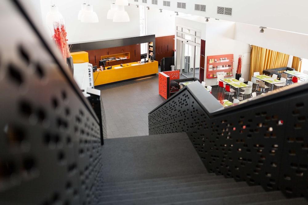 Kyriad Vienna Altmannsdorf Экстерьер фото