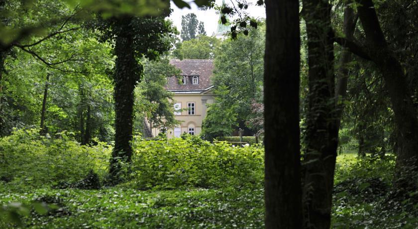Kyriad Vienna Altmannsdorf Экстерьер фото